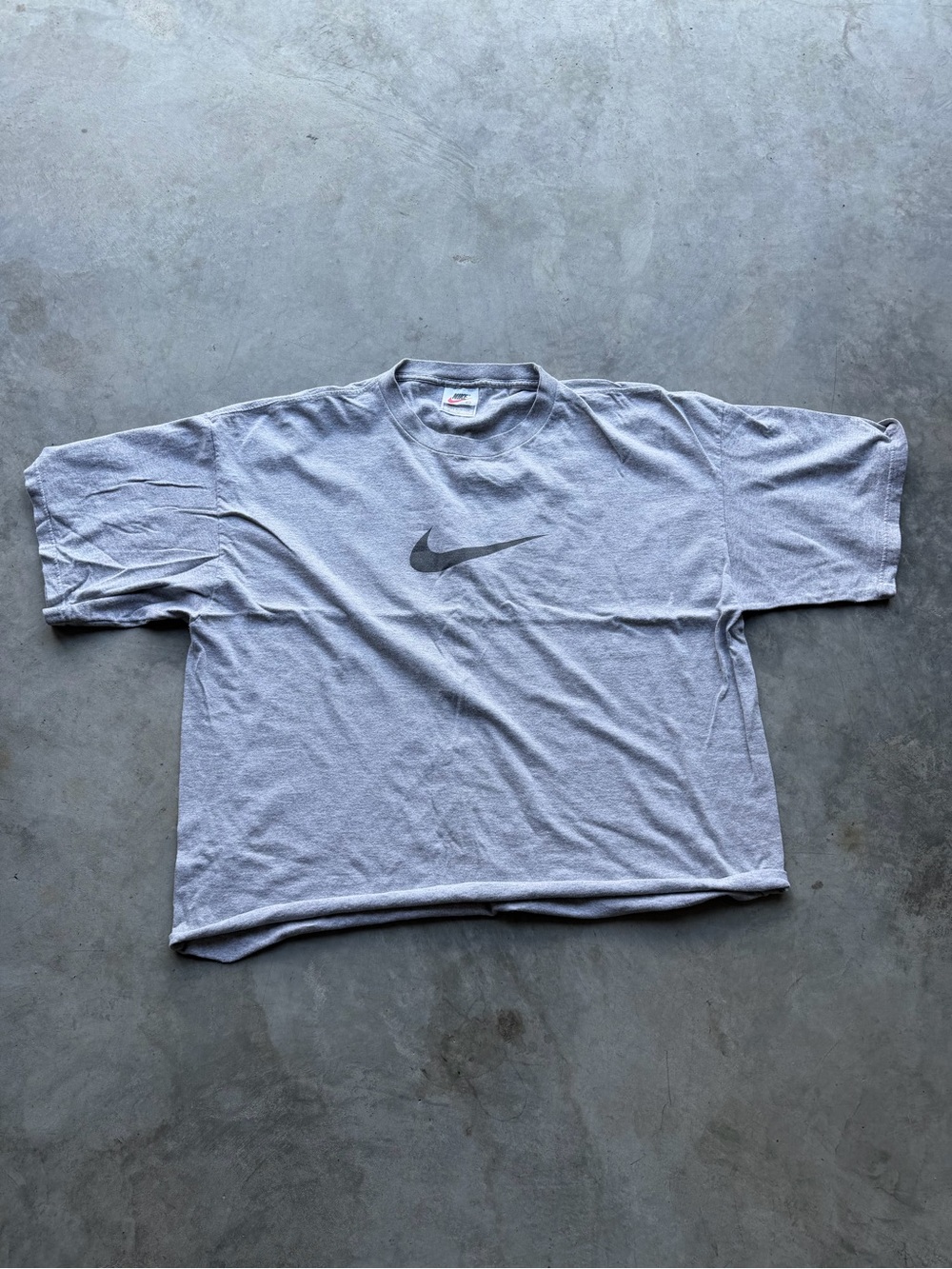Men’s 90s Vintage  XXL Cropped Nike Swoosh Logo Tee